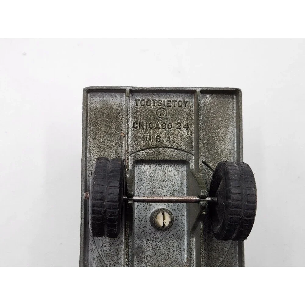 Vintage 1950s Tootsietoy 6